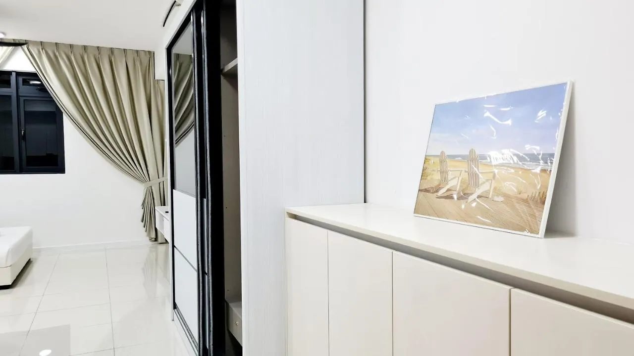 Apartment Chambers Suites Klcc By Moonlight Kuala Lumpur Malaysia